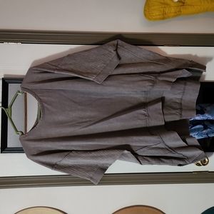 Boutique short sleeve tunic style top